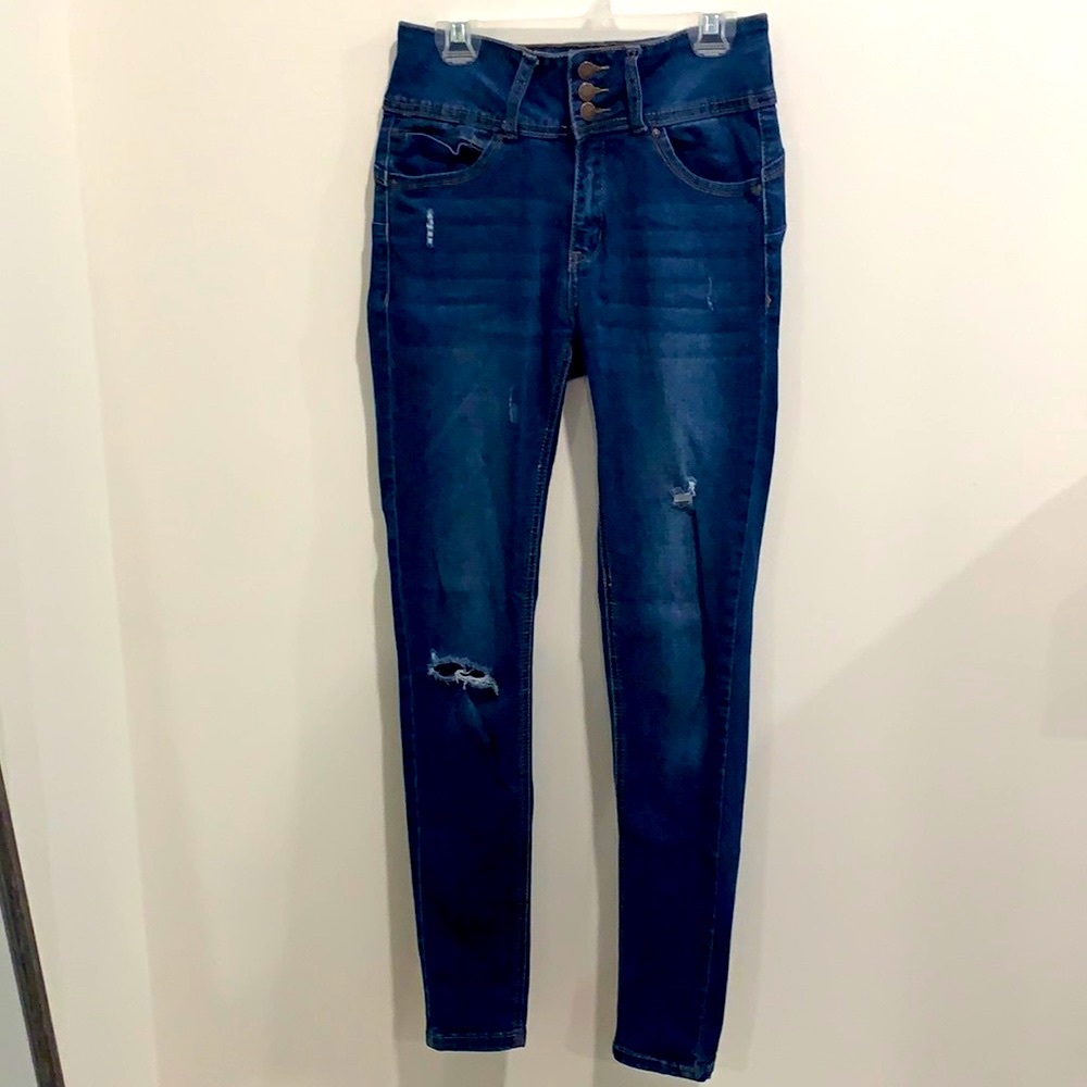 Cute Three Button Wax Jeans